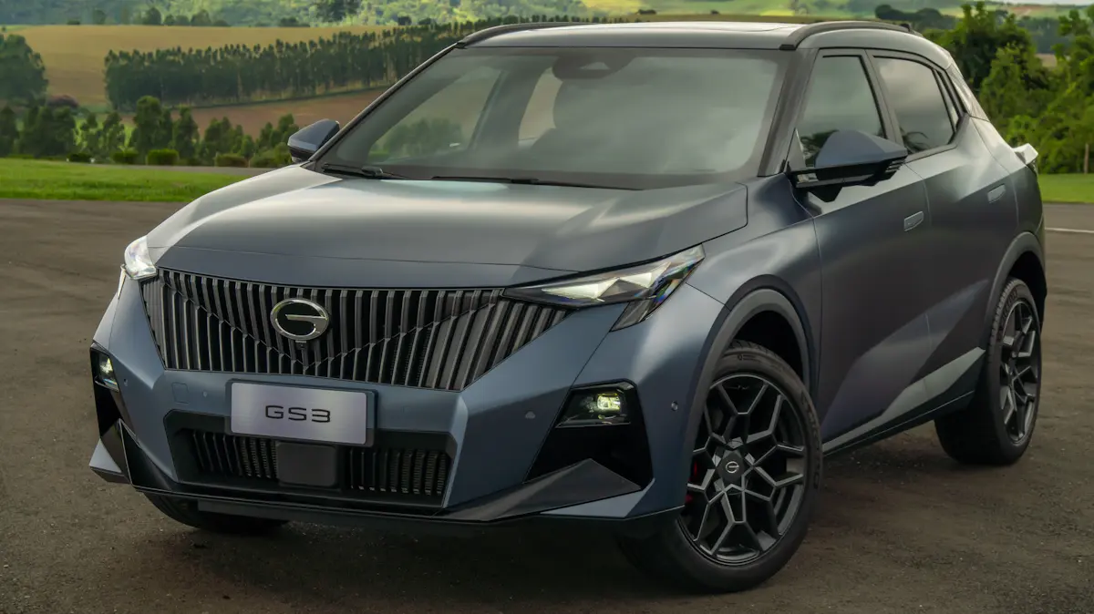 GAC GS3 Elite cinza de frente [divulgação]