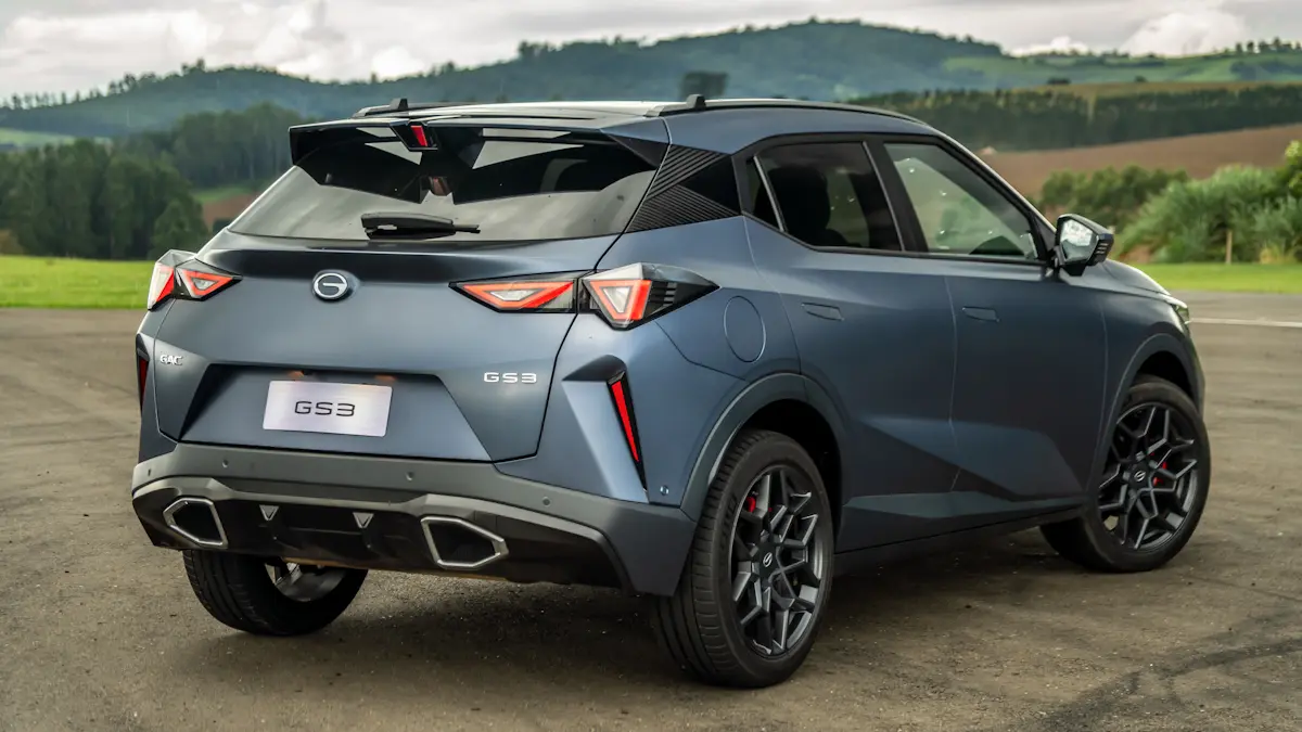 GAC GS3 Elite cinza de traseira [divulgação]