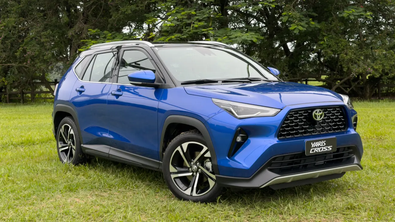 Toyota Yaris Cross XRX 1.5 Flex azul estático