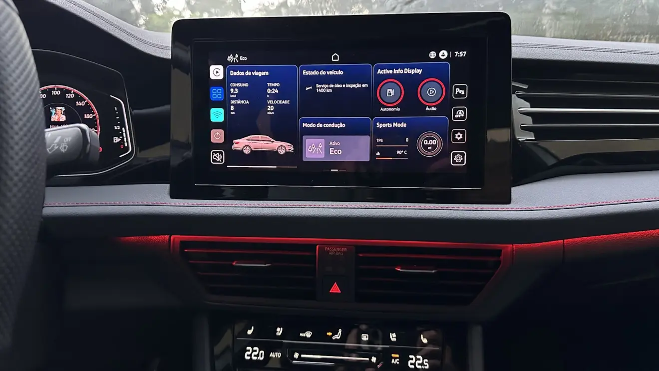 Menu do multimídia do Volkswagen Jetta GLI 350 TSI 