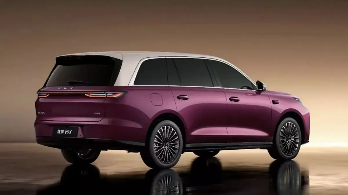 GWM Wey V9X cor roxa estático