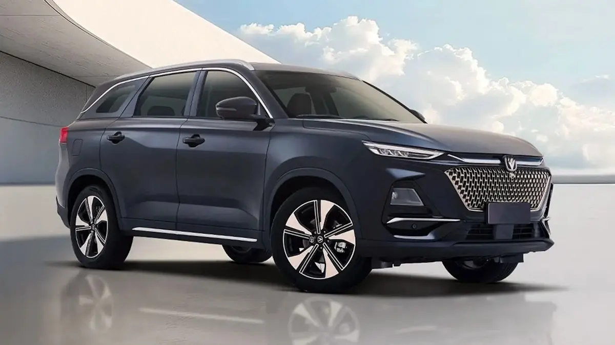 Changan CS75 Pro azul de frente