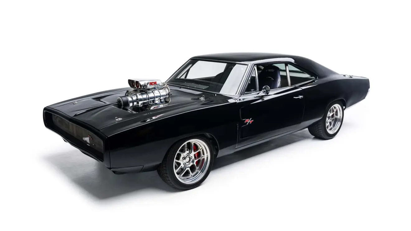 Dodge Charger R/T 1968 preto visto de frente