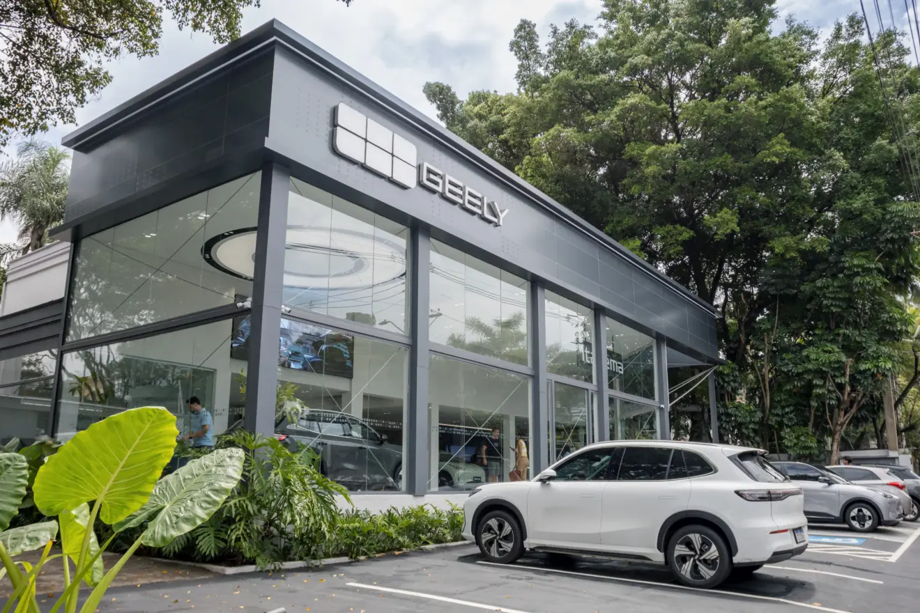 Concessionária Geely vista de fora