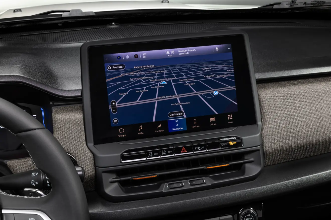 central multimídia ligada do Jeep Renegade Sahara MHEV 2027