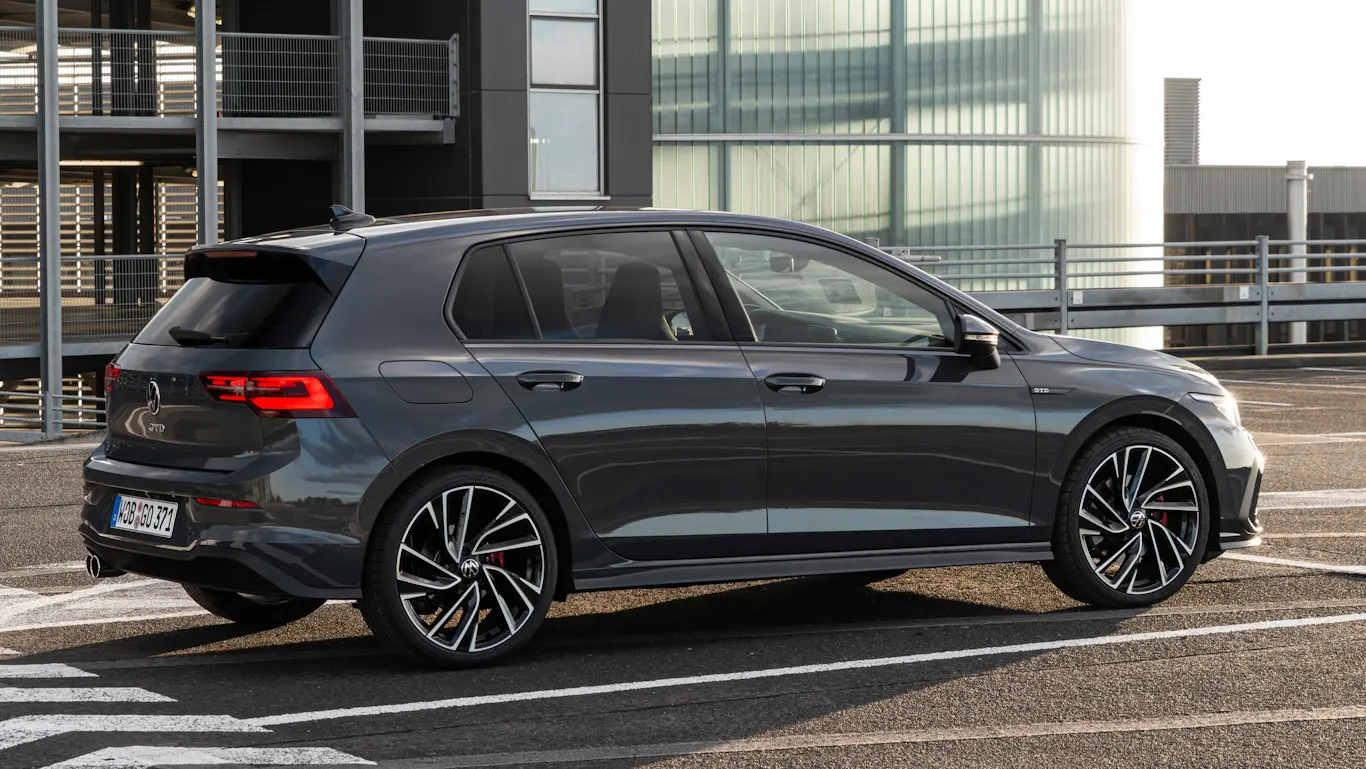 Volkswagen Golf GTD [divulgação]