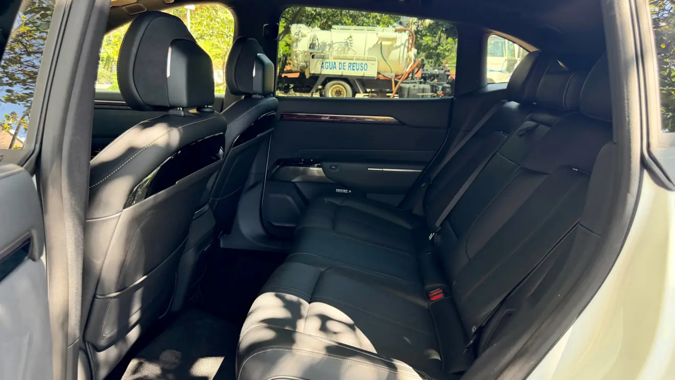 banco traseiro zeekr 7x