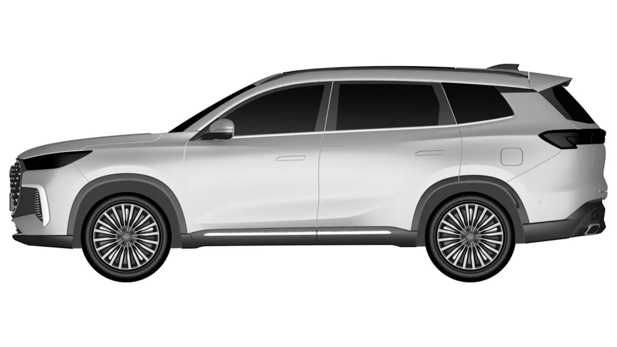 Registro Caoa CHery Tiggo 8 de lateral