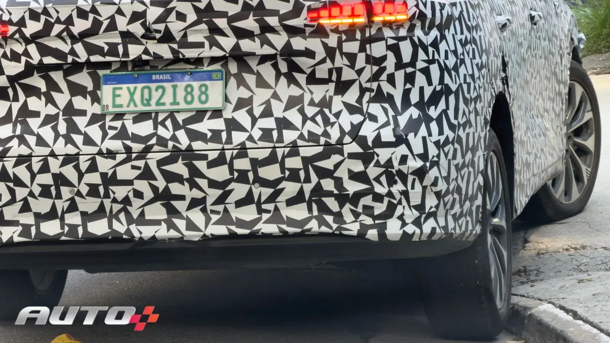 Flagra Changan CS75 camuflado em São Paulo