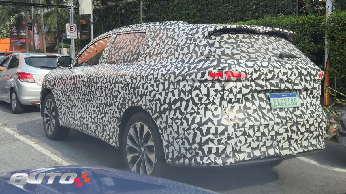 Flagra Changan CS75 camuflado em São Paulo