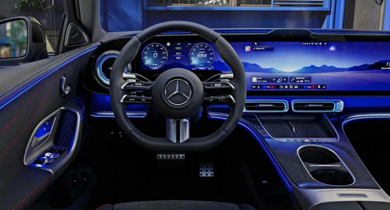 Painel e volante do novo Mercedes-Benz Classe C elétrico