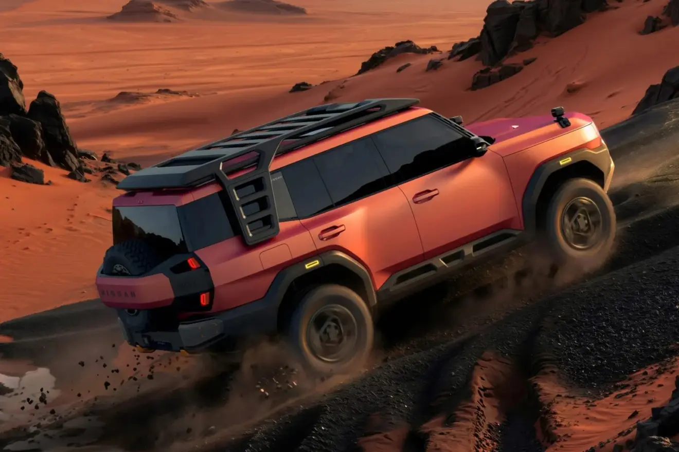 Novo Nissan Terrano PHEV vermelho visto de trás