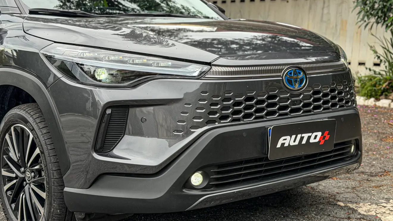 Toyota Corolla Cross XRX Hybrid estático