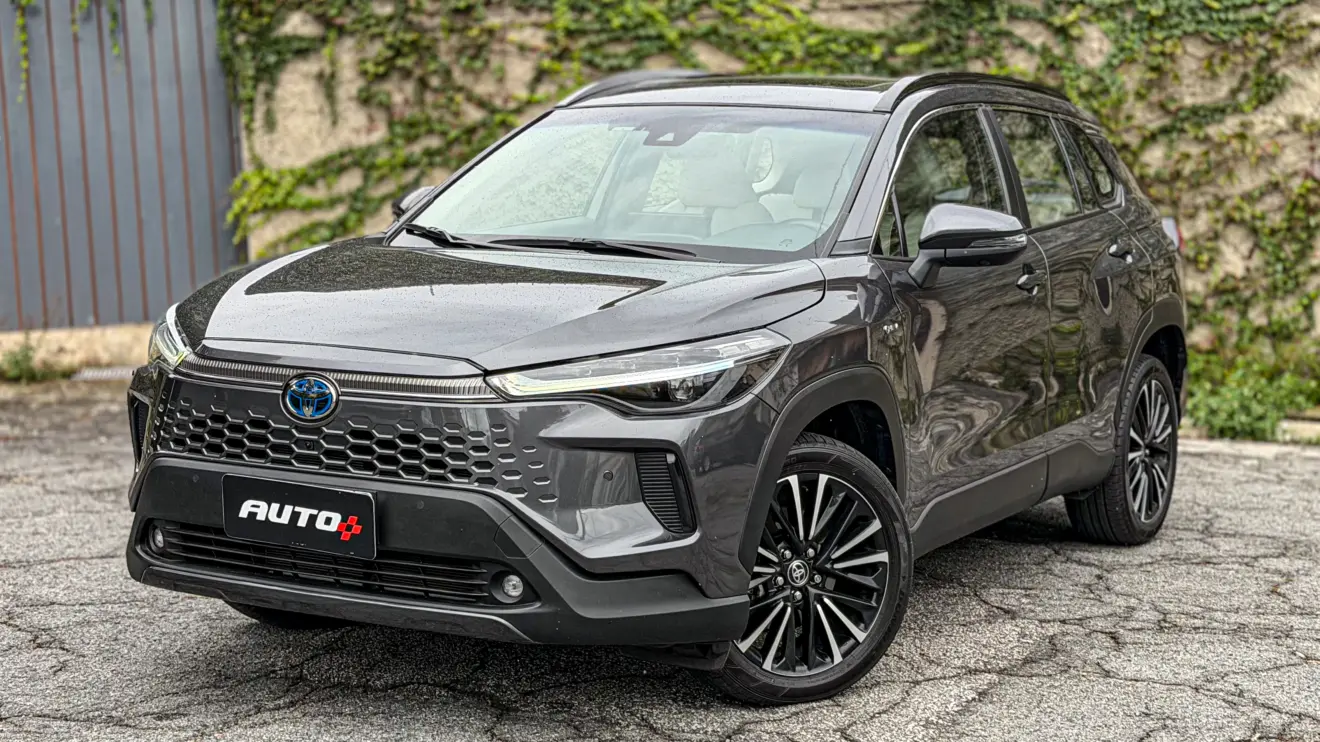 Toyota Corolla Cross XRX Hybrid estático