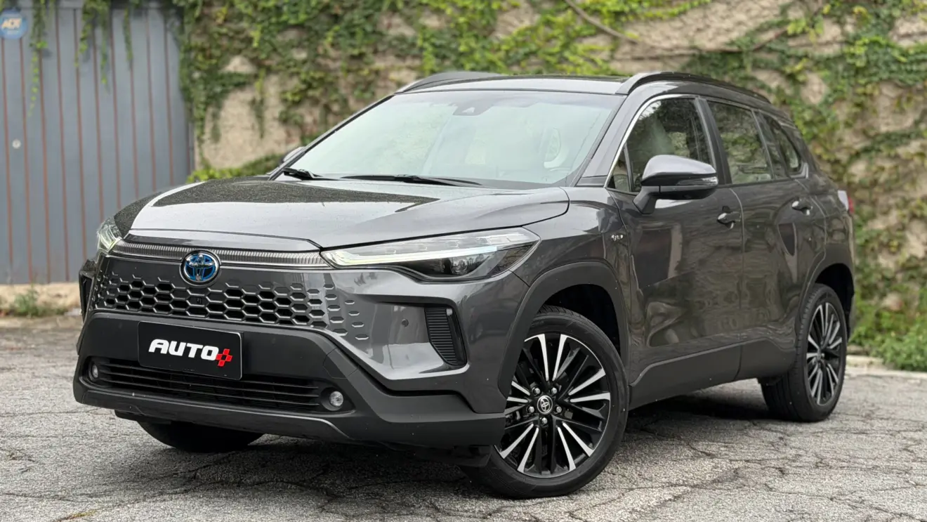 Toyota Corolla Cross XRX Hybrid estático