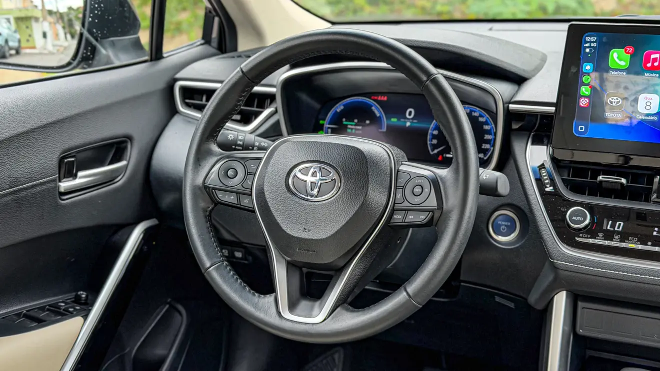 Toyota Corolla Cross XRX Hybrid interior