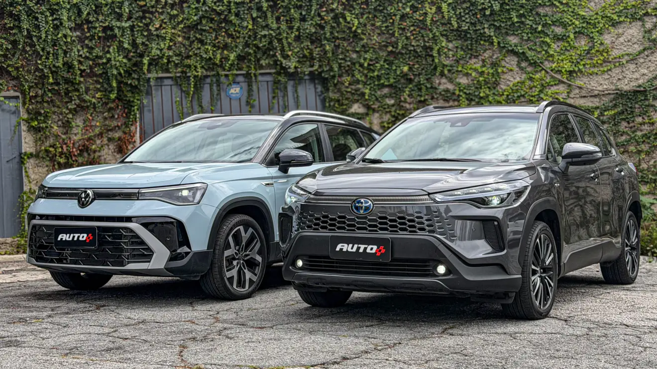 Toyota Corolla Cross XRX Hybrid vs Volkswagen Taos Highline estáticos