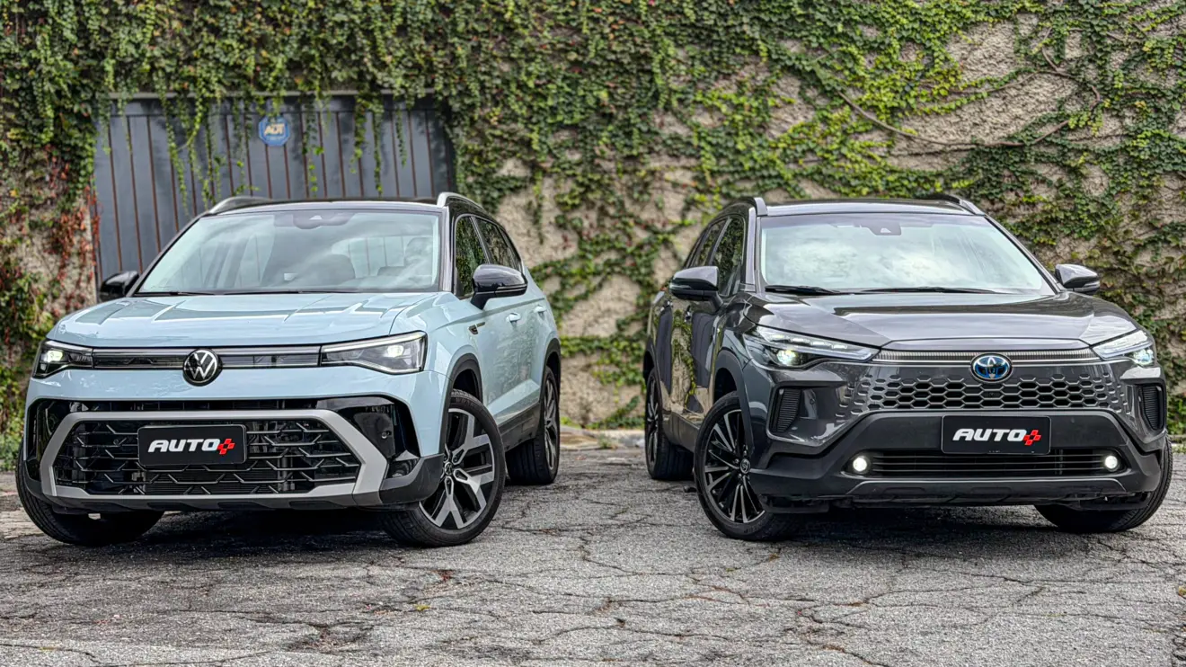 Toyota Corolla Cross XRX Hybrid vs Volkswagen Taos Highline estáticos