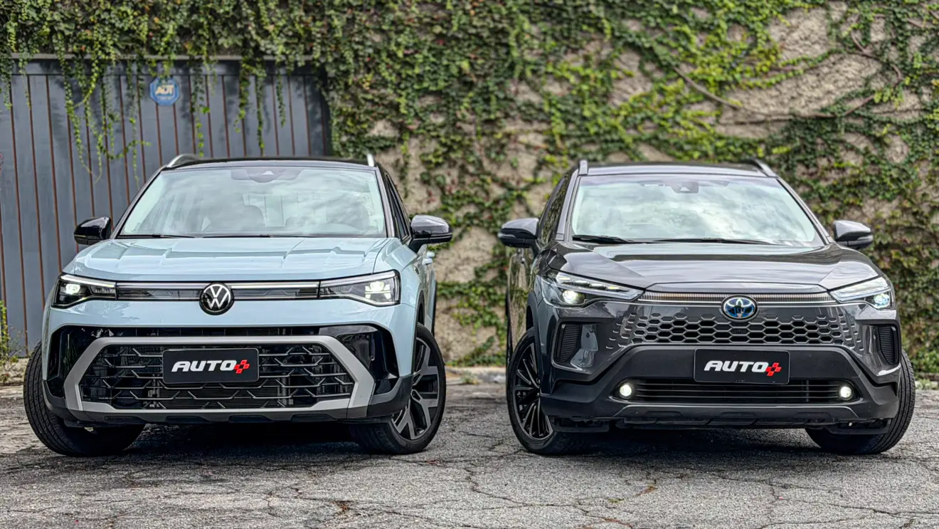 Toyota Corolla Cross XRX Hybrid vs Volkswagen Taos Highline estáticos