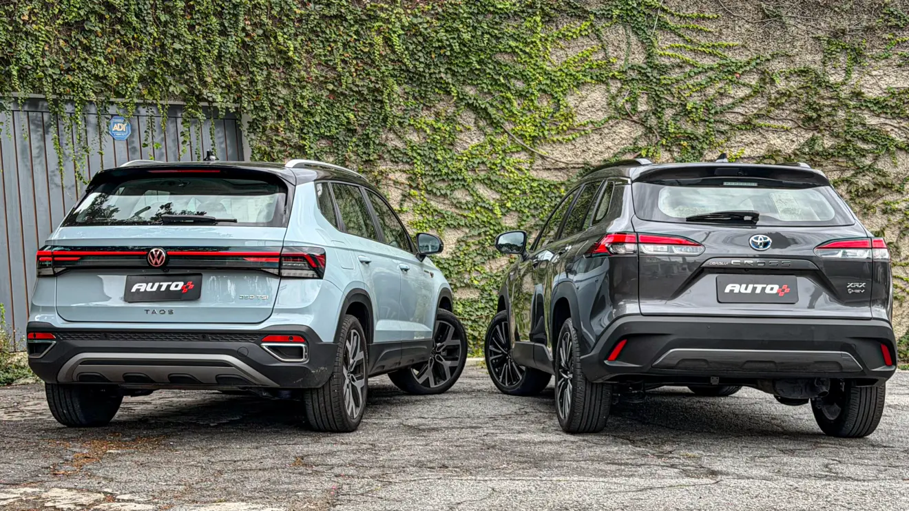 Toyota Corolla Cross XRX Hybrid vs Volkswagen Taos Highline estáticos