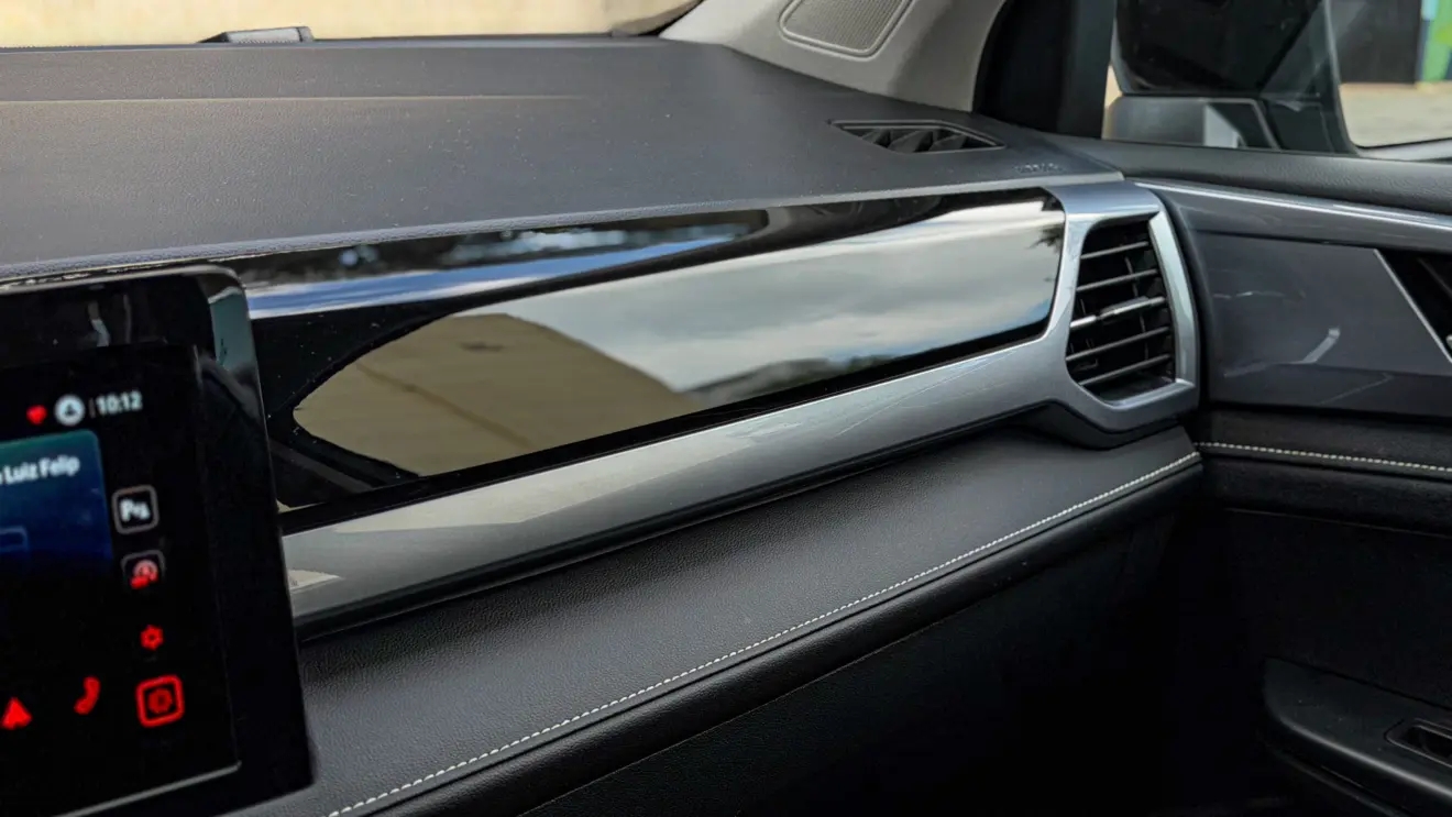 Volkswagen Taos Highline, interior para avaliação