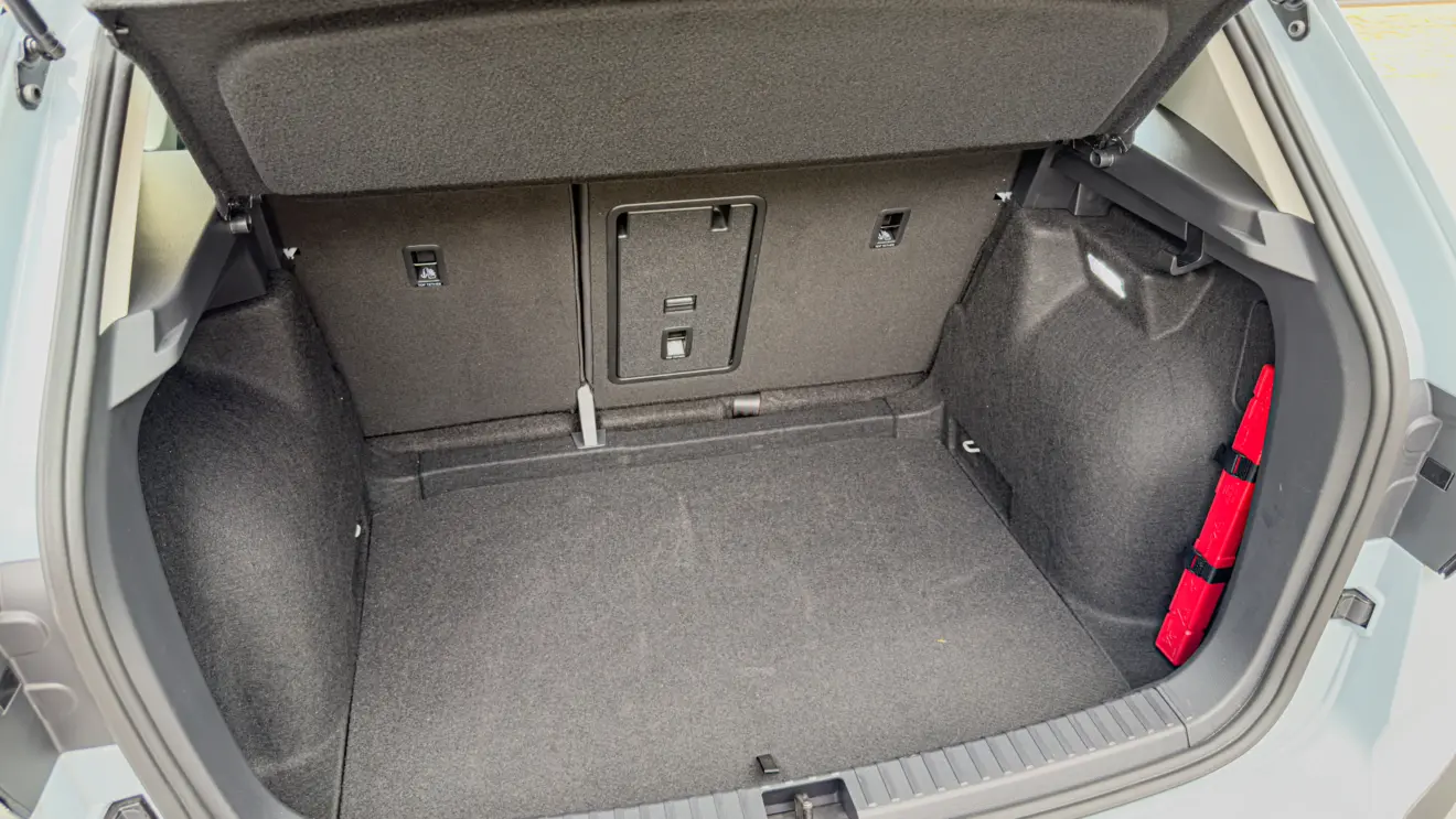 Volkswagen Taos Highline, interior para avaliação