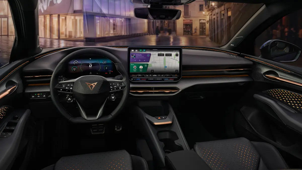 interior cupra raval vz