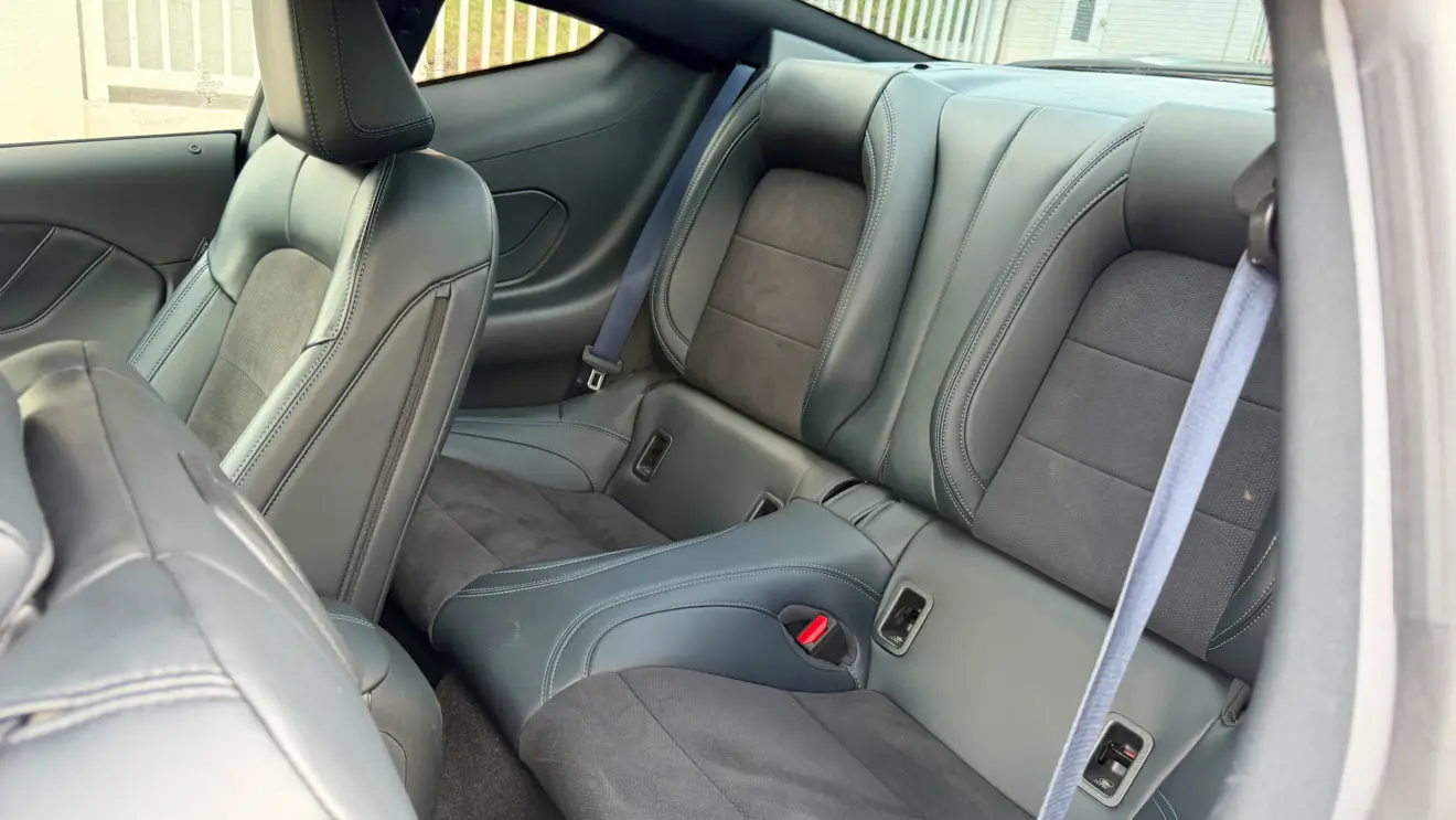 banco traseiro ford mustang dark horse