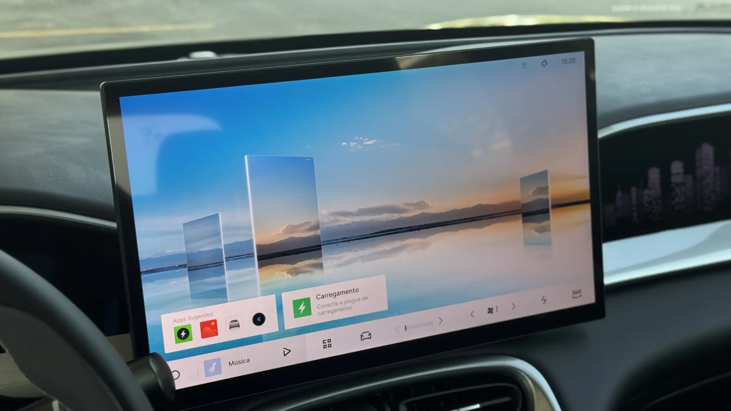 central multimídia ligada do Geely EX2 Max