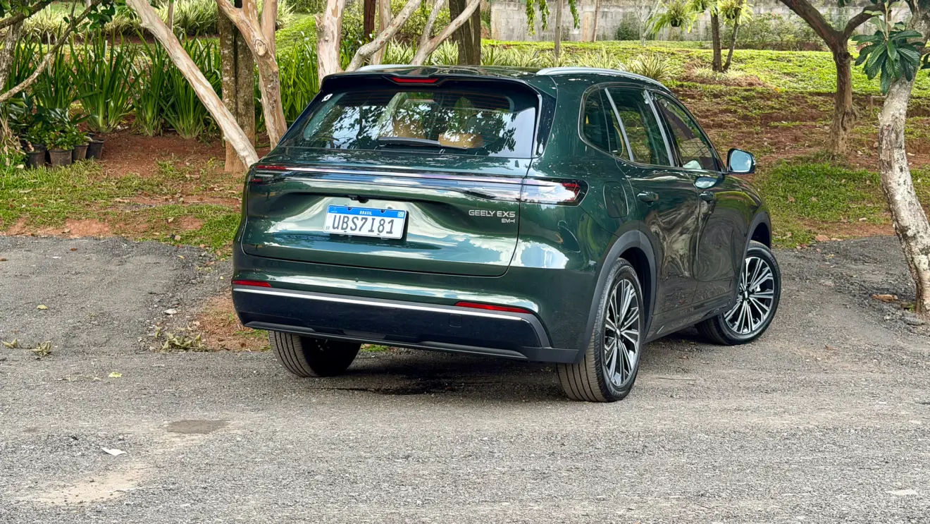 Geely EX5 DM-i Ultra [Auto+ / João Brigato]