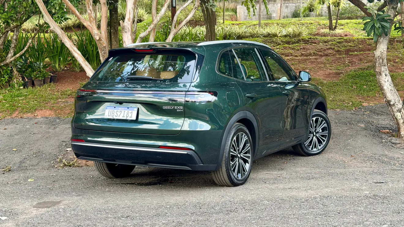 Geely EX5 DM-i Ultra [Auto+ / João Brigato]