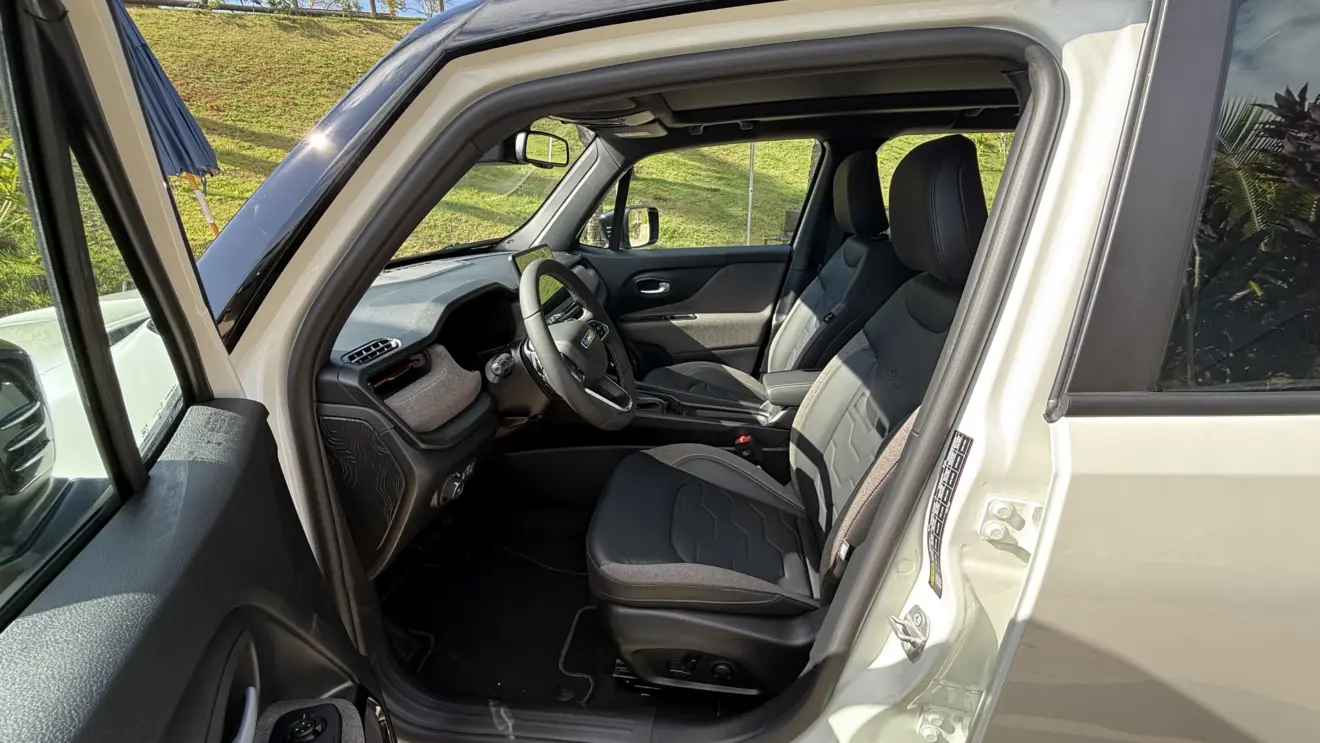 parte dianteira da cabine do Jeep Renegade 2027