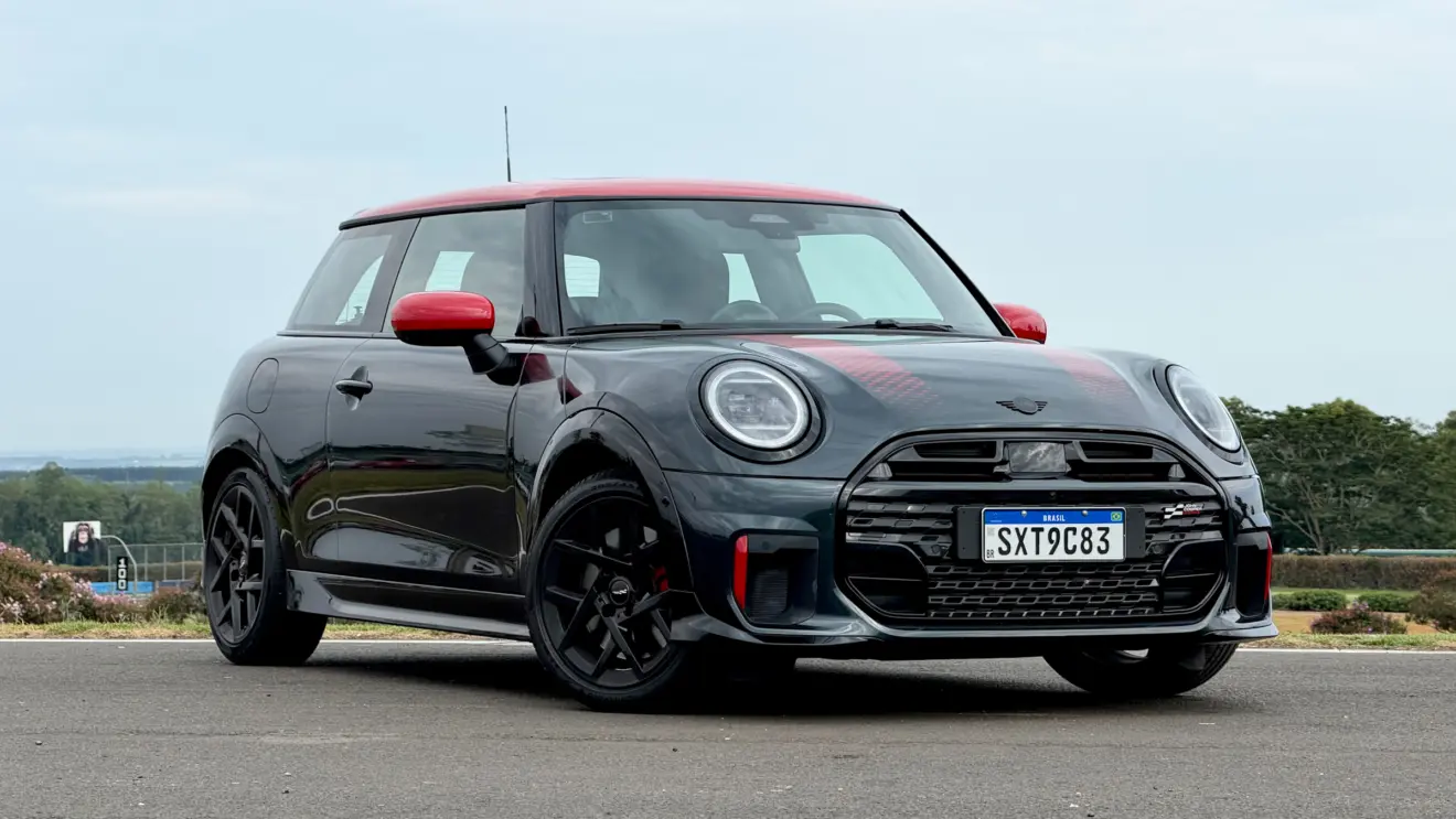 Mini Cooper John Cooper Works [Auto+ / João Brigato]
