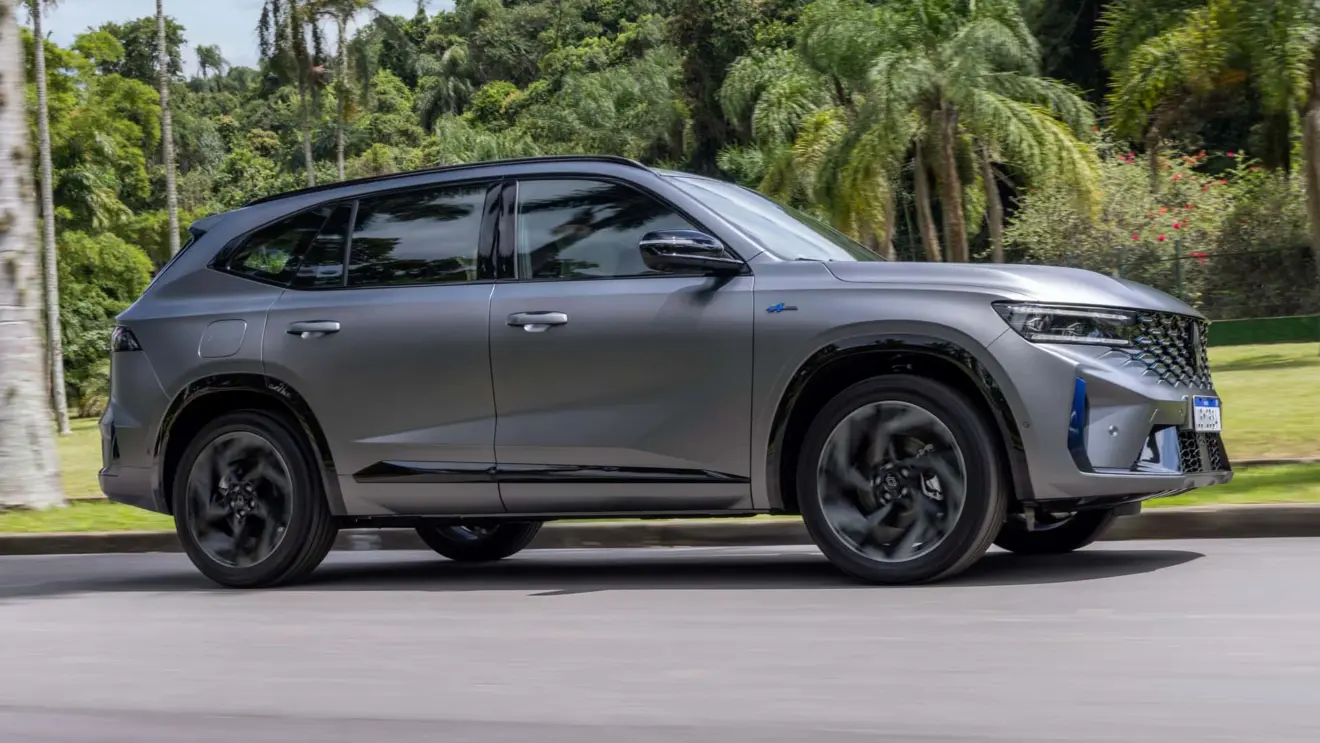 Renault Koleos full hybrid E-Tech