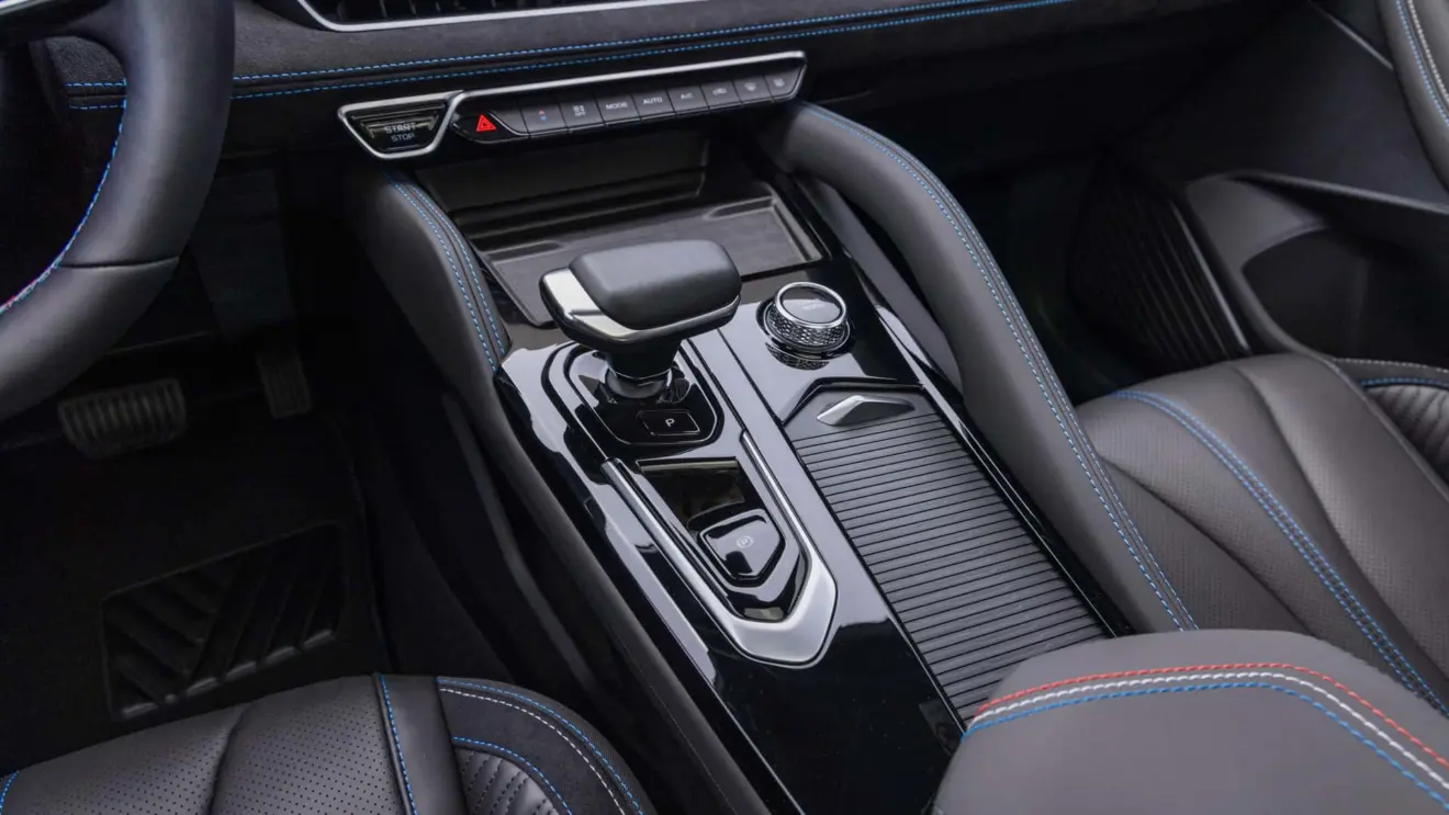 Renault Koleos full hybrid E-Tech