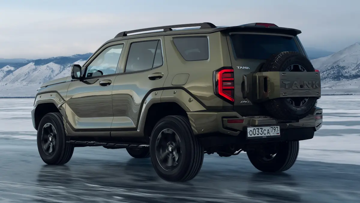 traseira gwm tank 400 verde