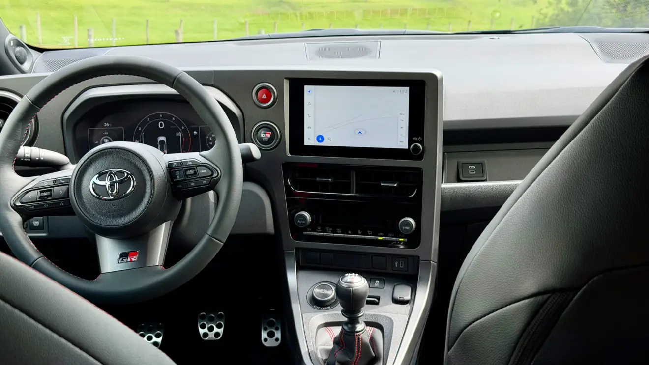 Toyota GR Yaris [Auto+ / João Brigato] interior