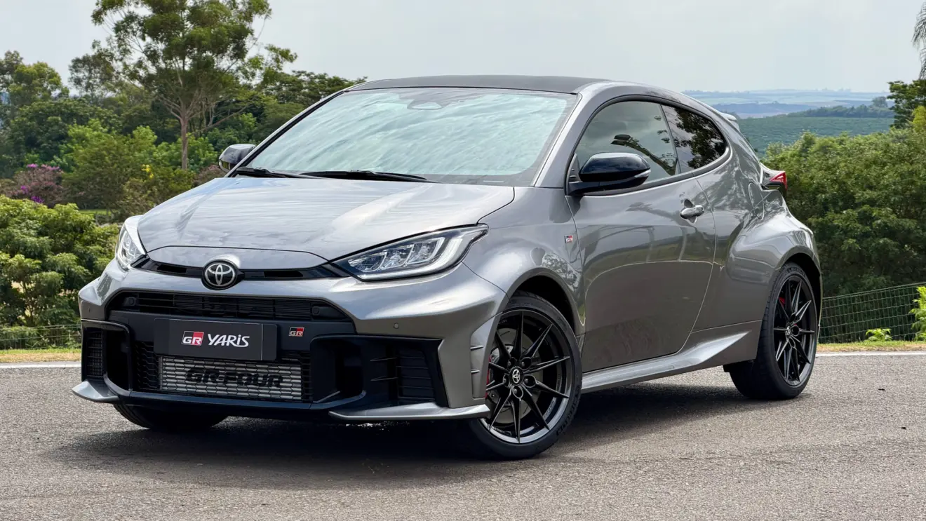 Painel do Toyota GR Yaris [Divulgação]