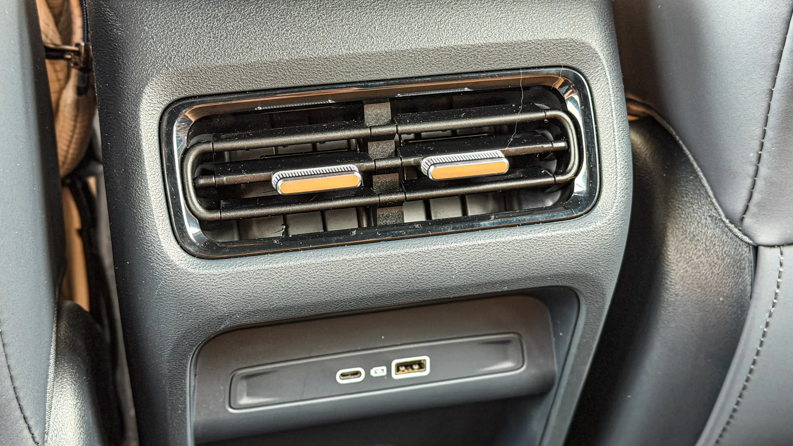 Geely EX5 EM-i interior para avaliação e teste