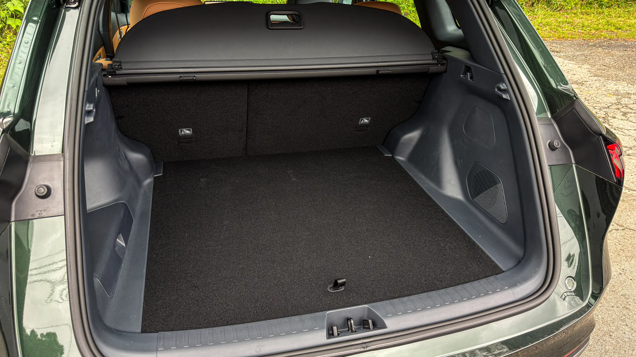 Geely EX5 EM-i porta-malas para avaliação e teste