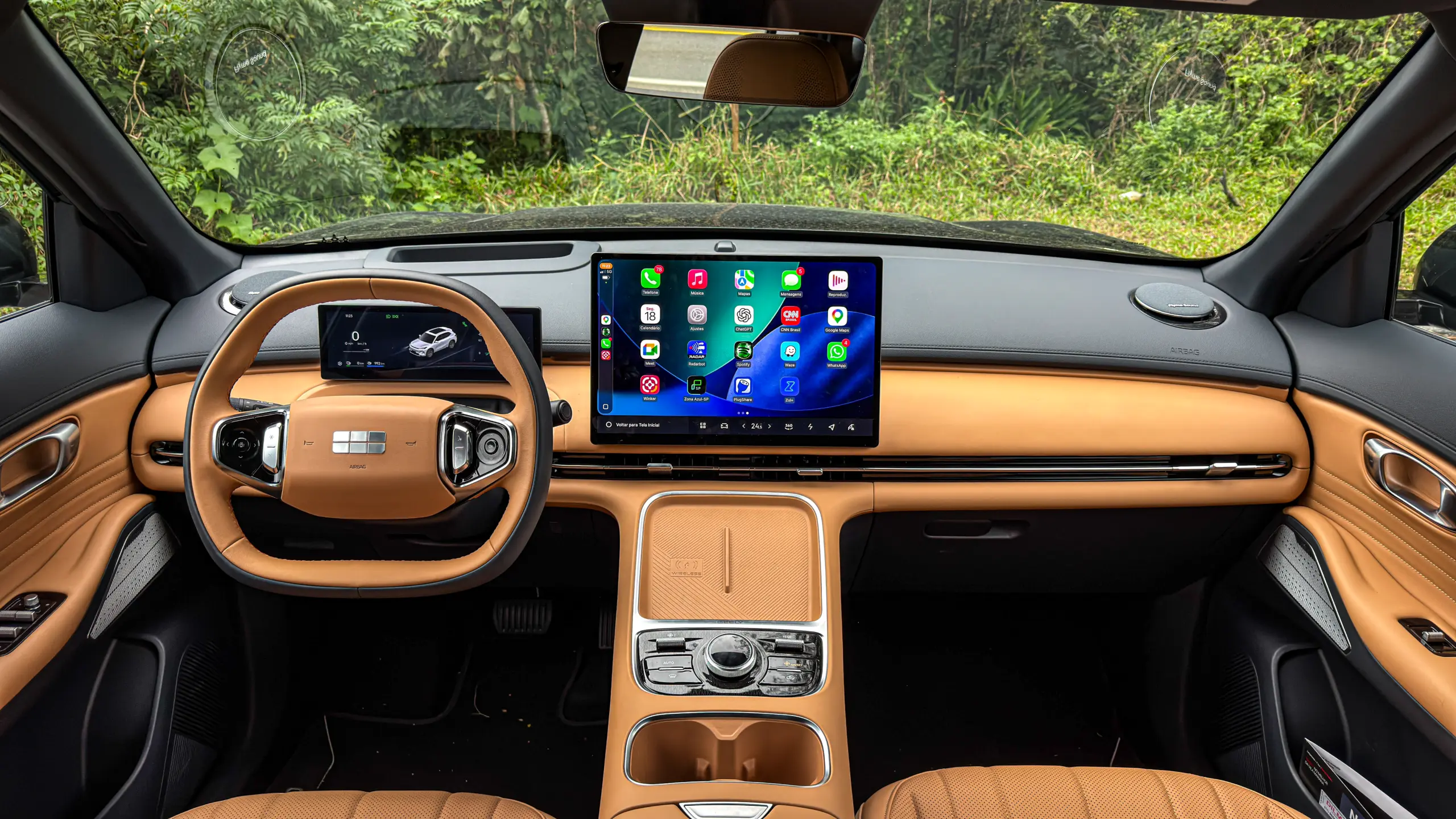 Geely EX5 EM-i interior para avaliação e teste