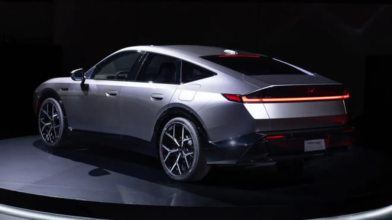 Honda Hybrid Sedan Prototype [divulgação]