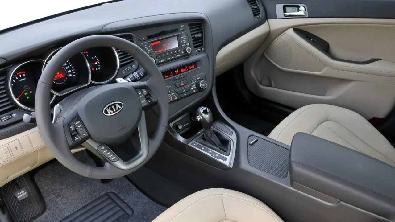 Kia Optima 2.4 2014 interior