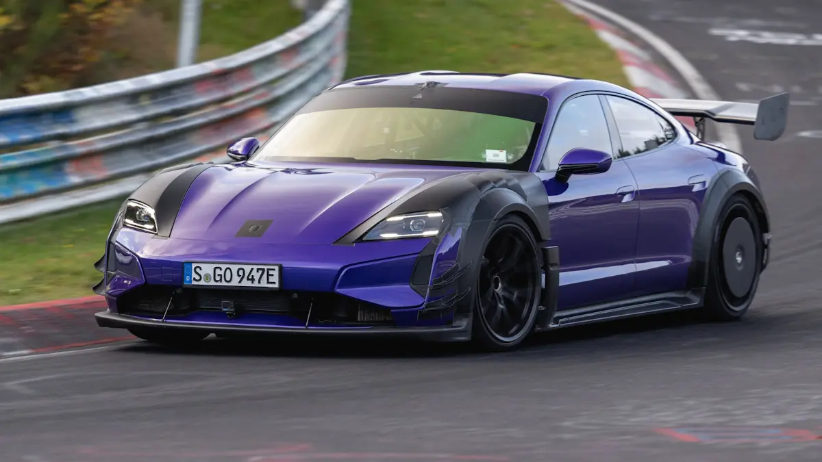 Porsche Taycan Turbo GT Manthey [divulgação]