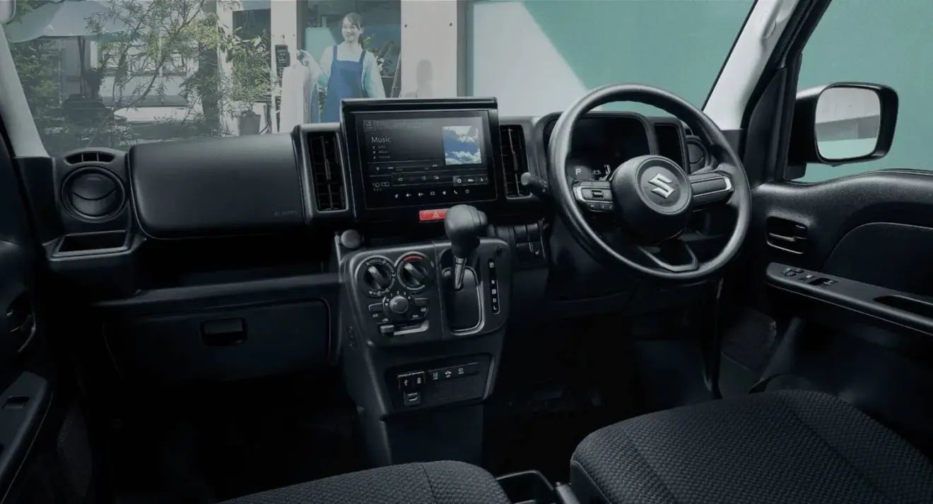 Interior do Suzuki Every