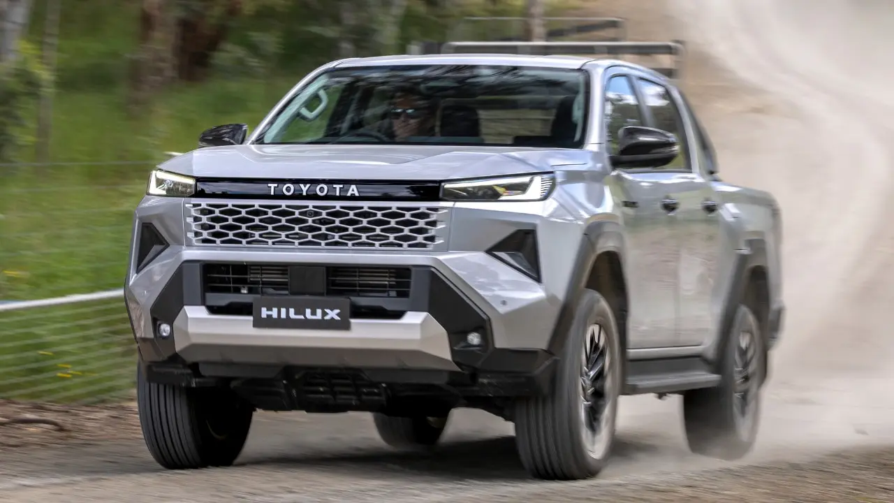 Toyota Hilux 2027 em movimento