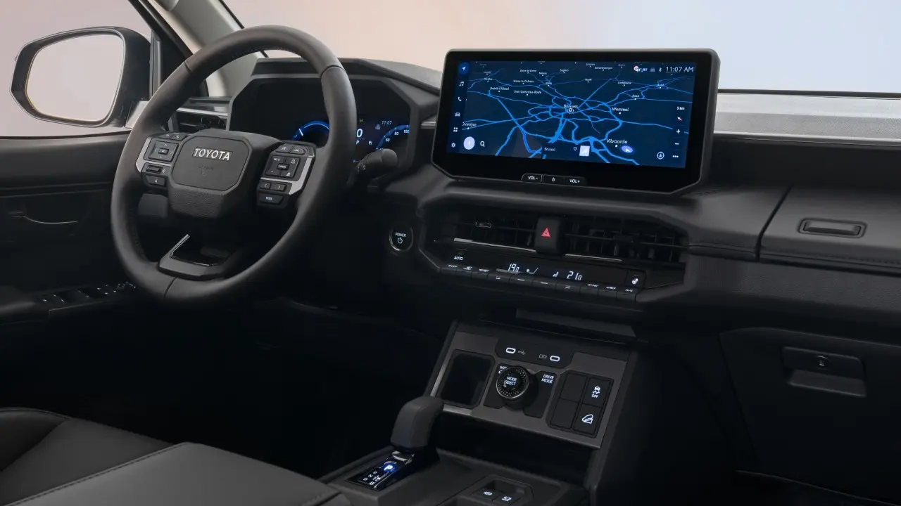 Toyota Hilux 2027 interior