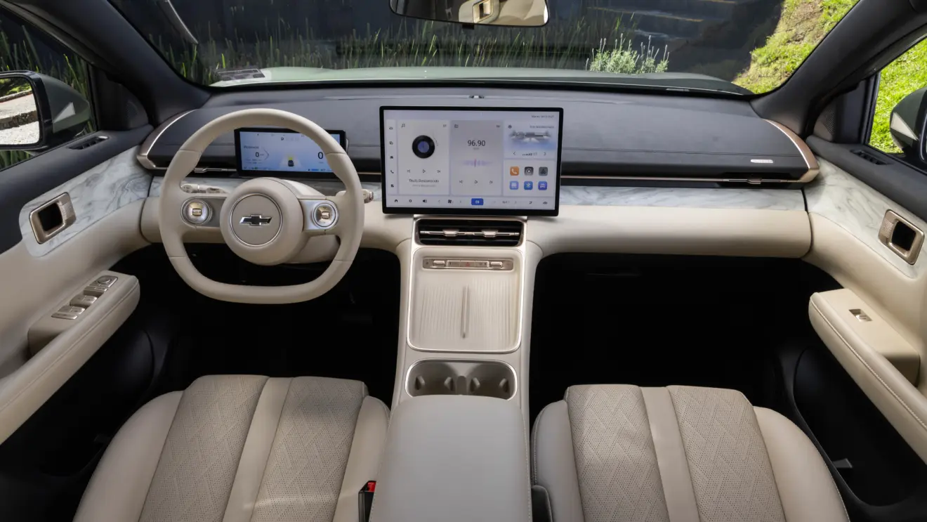 Chevrolet Captiva PHEV [divulgação]