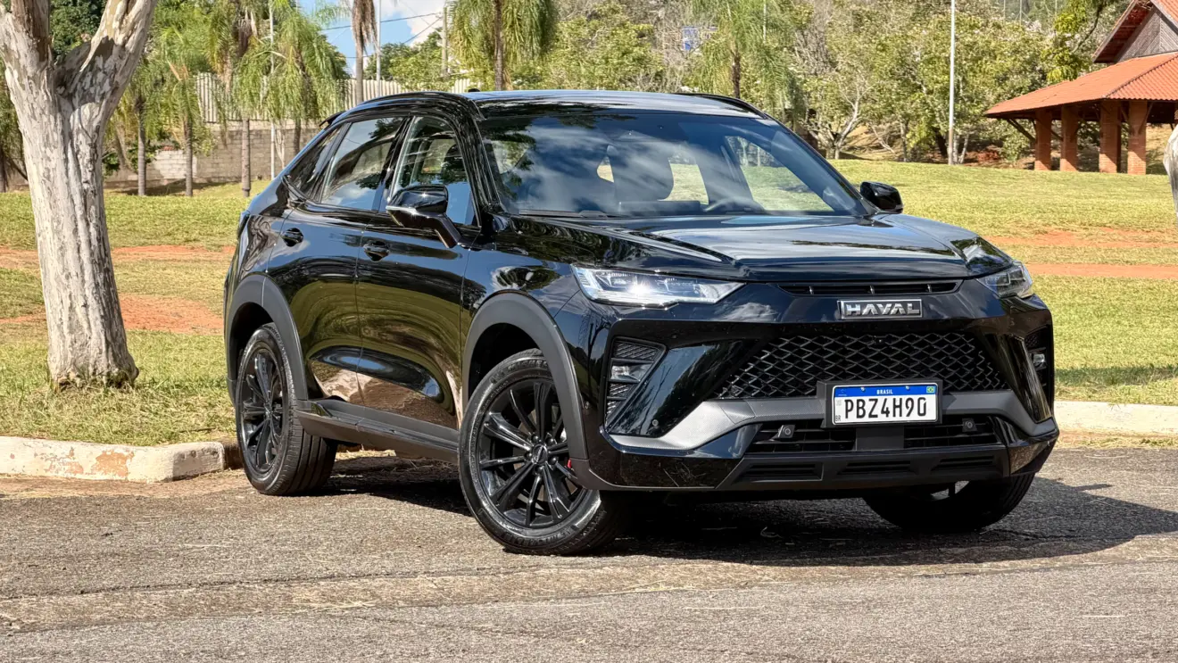 GWM Haval H6 GT preto de frente