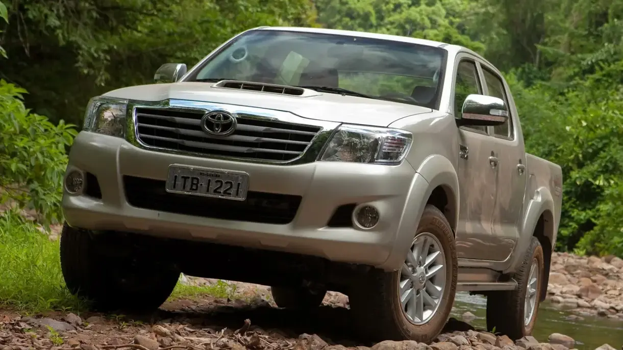 Toyota Hilux SRV 3.0 4x4 AT 2012